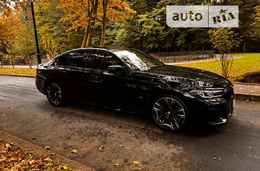 Седан BMW 5 Series 2021 в Тячеве