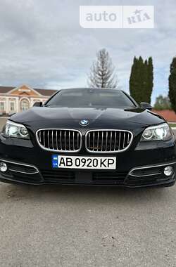 Седан BMW 5 Series 2015 в Хмільнику