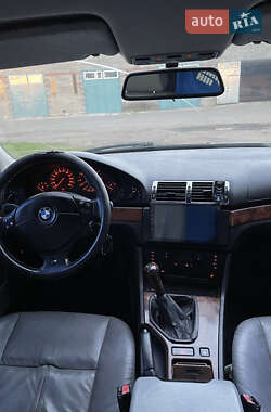 Седан BMW 5 Series 1999 в Березному