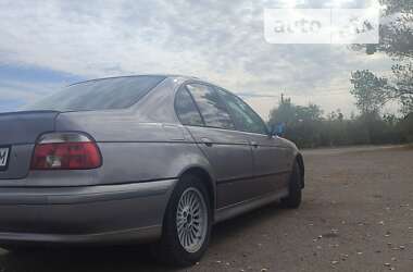 Седан BMW 5 Series 1996 в Іванкові