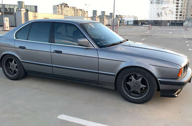Седан BMW 5 Series 1991 в 