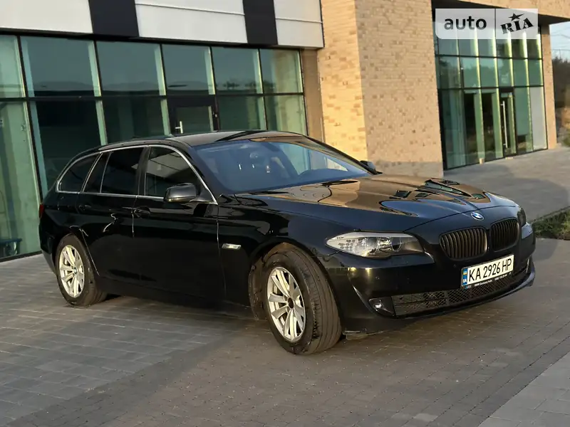 BMW 5 Series 2011