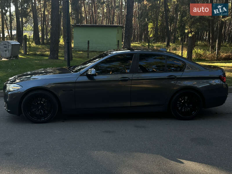 Седан BMW 5 Series 2016 в Чернігові
