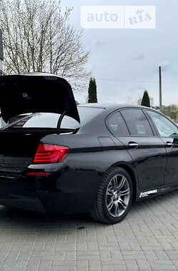 Седан BMW 5 Series 2011 в 