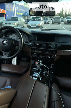 Седан BMW 5 Series 2011 в 