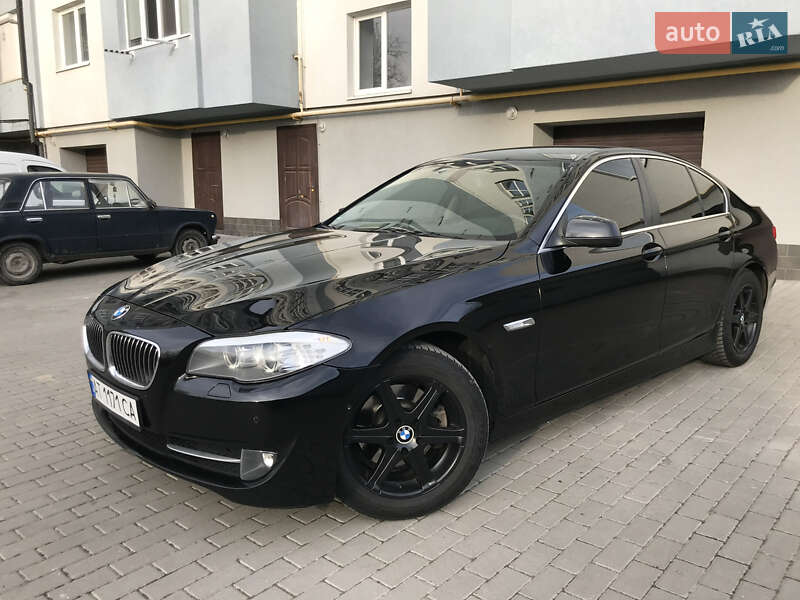 Седан BMW 5 Series 2011 в Ивано-Франковске