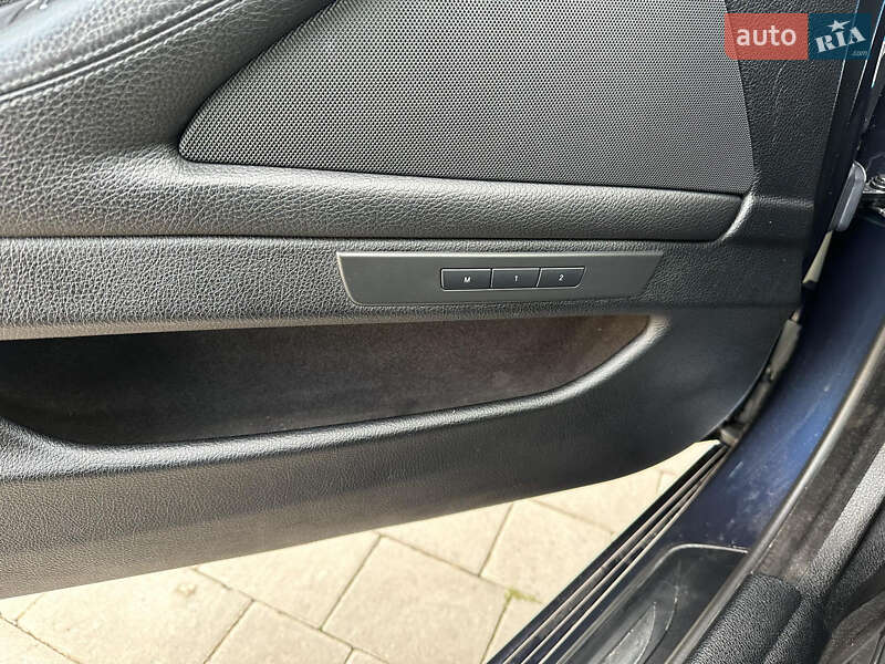 Седан BMW 5 Series 2015 в Києві