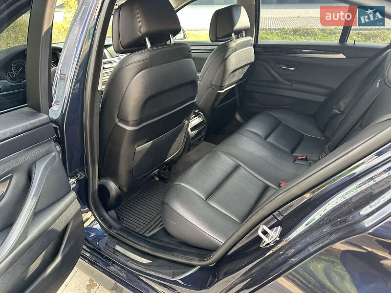 Седан BMW 5 Series 2015 в Києві