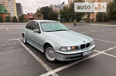 Седан BMW 5 Series 1996 в Броварах