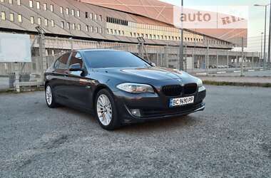 Седан BMW 5 Series 2013 в Львове