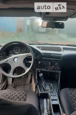 Седан BMW 5 Series 1990 в Сумах