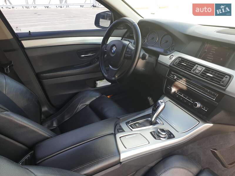 Седан BMW 5 Series 2010 в Киеве