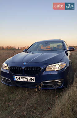 Седан BMW 5 Series 2015 в Коростене