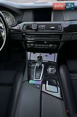 Седан BMW 5 Series 2012 в 