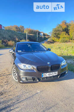 Седан BMW 5 Series 2015 в Львове