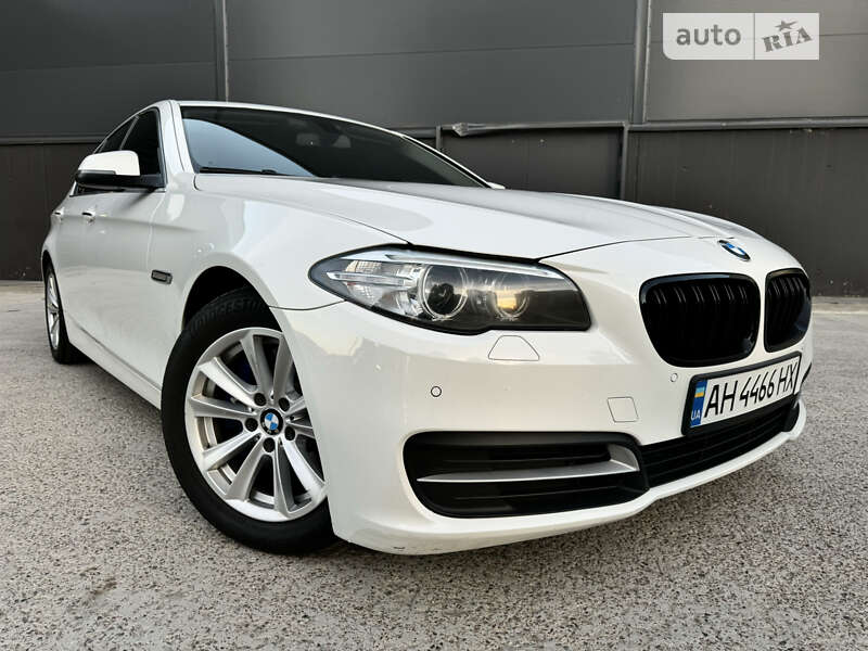 Седан BMW 5 Series 2016 в Києві