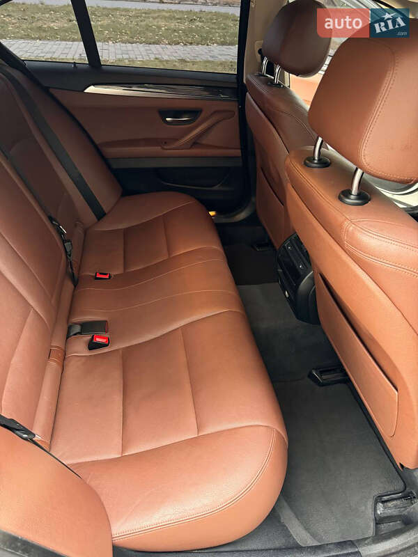 Седан BMW 5 Series 2013 в Рівному