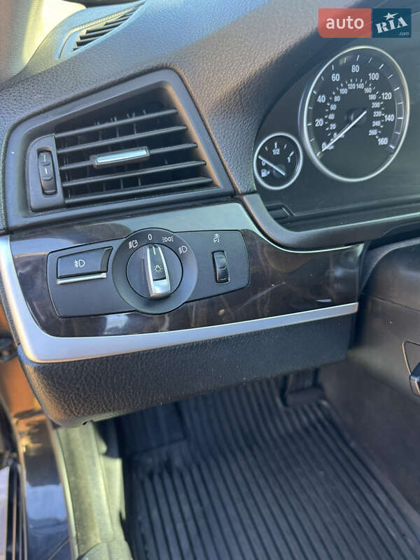 Седан BMW 5 Series 2012 в Полтаве