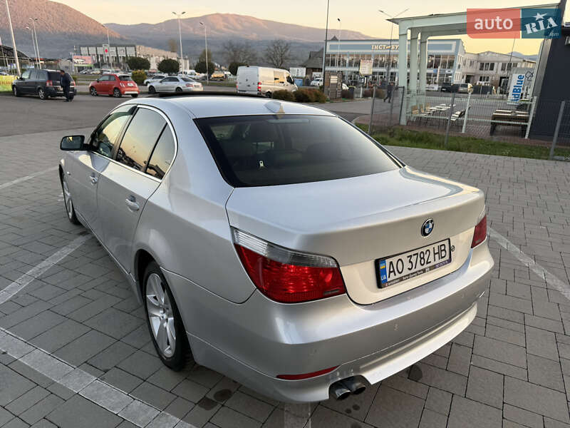 Седан BMW 5 Series 2005 в Тячеві