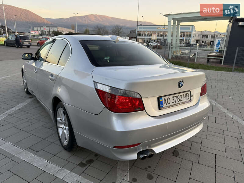 Седан BMW 5 Series 2005 в Тячеві