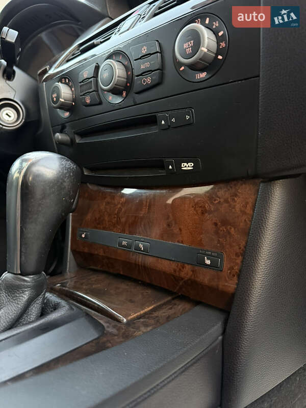 Седан BMW 5 Series 2005 в Тячеві