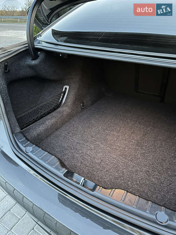 Седан BMW 5 Series 2014 в 