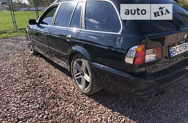 BMW 5 Series 2001