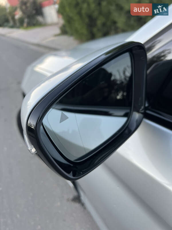 Седан BMW 5 Series 2019 в Одессе