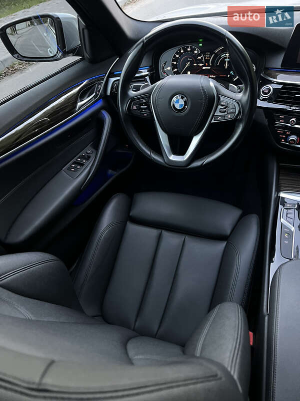 Седан BMW 5 Series 2019 в Одессе