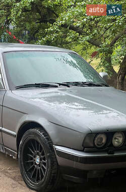 Седан BMW 5 Series 1991 в Слов'янську