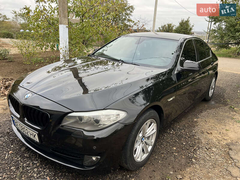 BMW 5 Series 2011