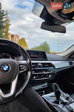 Универсал BMW 5 Series 2018 в 
