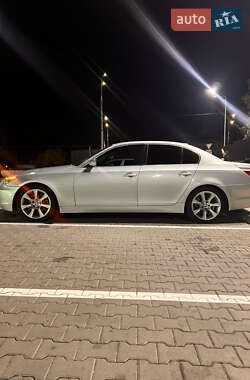 Седан BMW 5 Series 2003 в Киеве