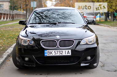 Седан BMW 5 Series 2006 в Рокитному