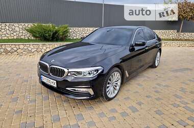 Седан BMW 5 Series 2017 в Волочиську