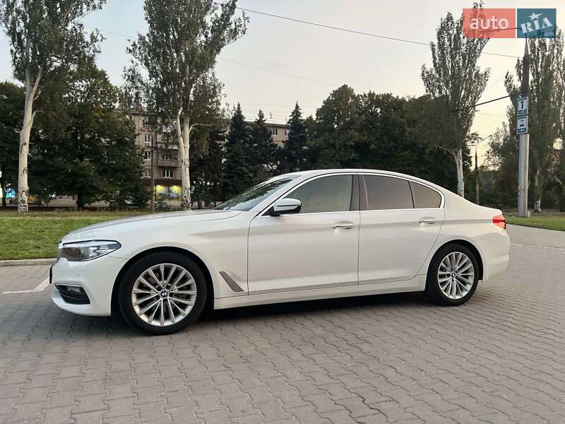 Седан BMW 5 Series 2017 в Запорожье
