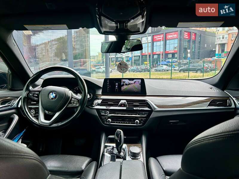 Седан BMW 5 Series 2017 в Києві