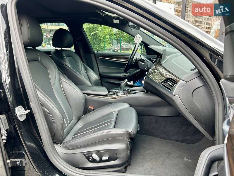 Седан BMW 5 Series 2017 в Києві