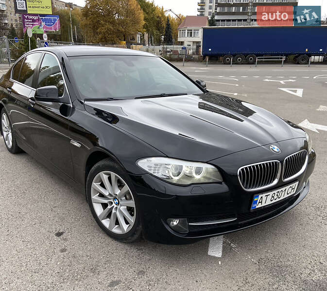 Седан BMW 5 Series 2012 в Долине