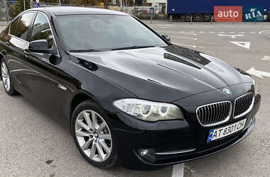 Седан BMW 5 Series 2012 в 