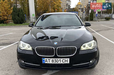 Седан BMW 5 Series 2012 в 