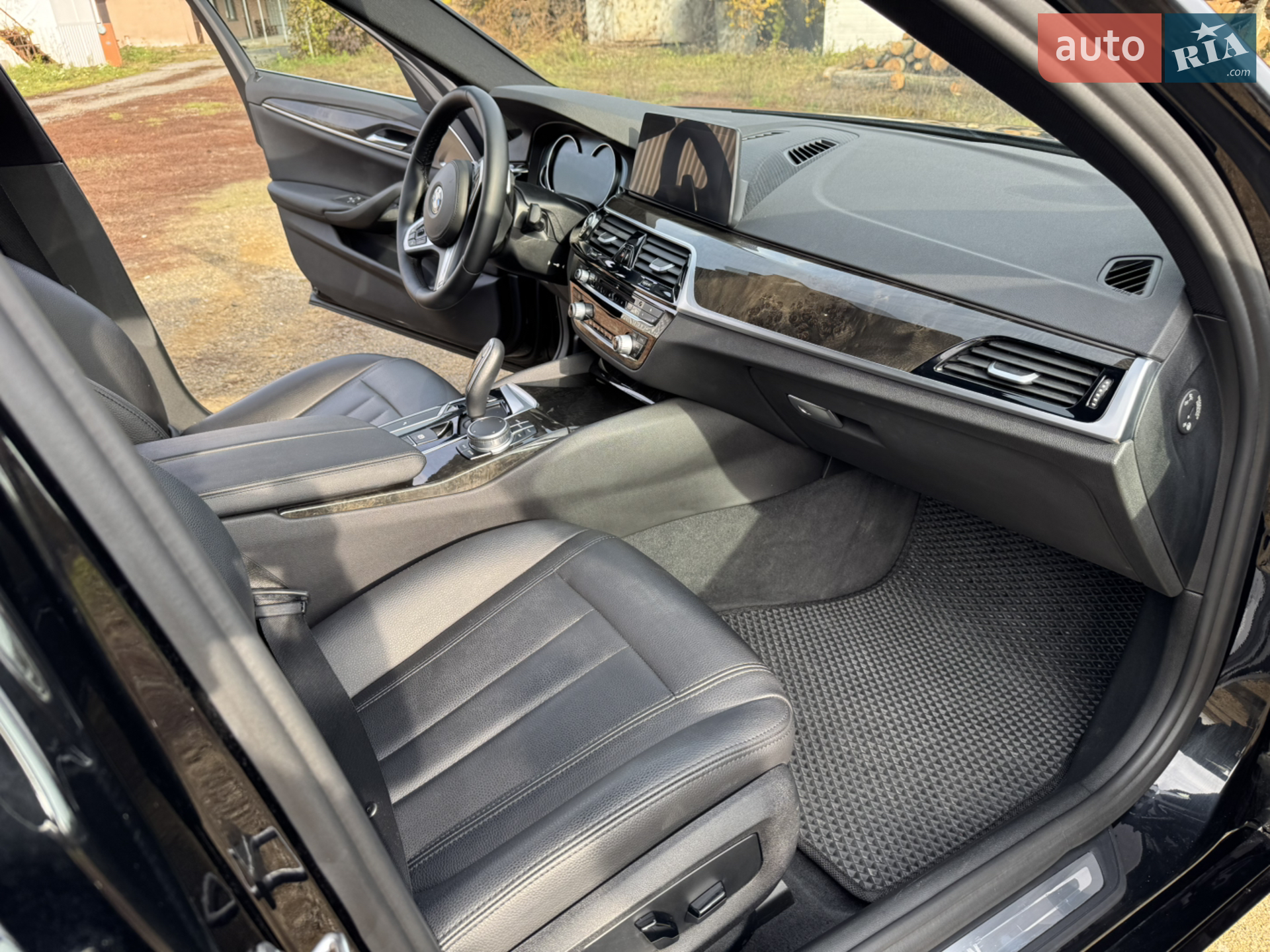 2017 BMW 5er - мініатюра 16