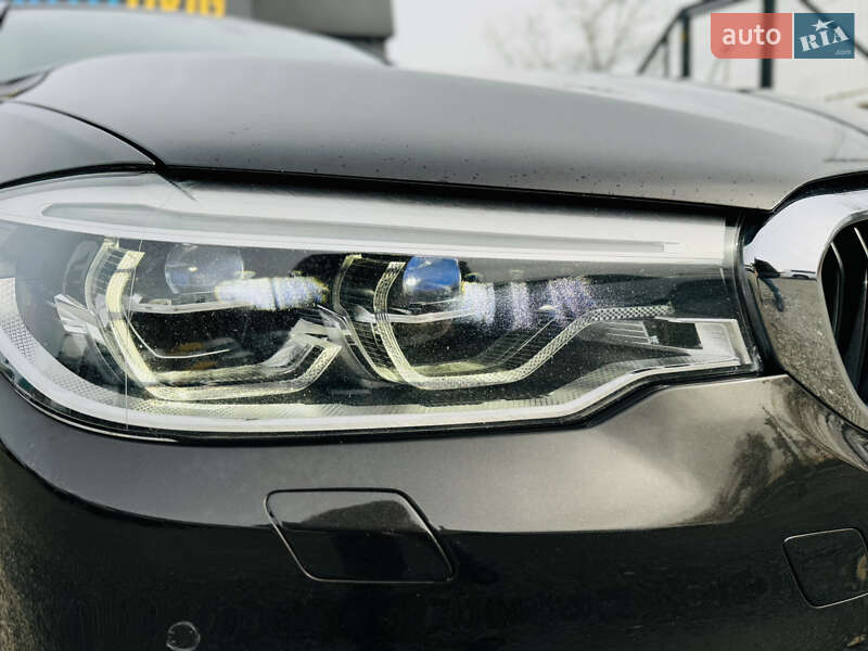 Седан BMW 5 Series 2018 в Іршаві
