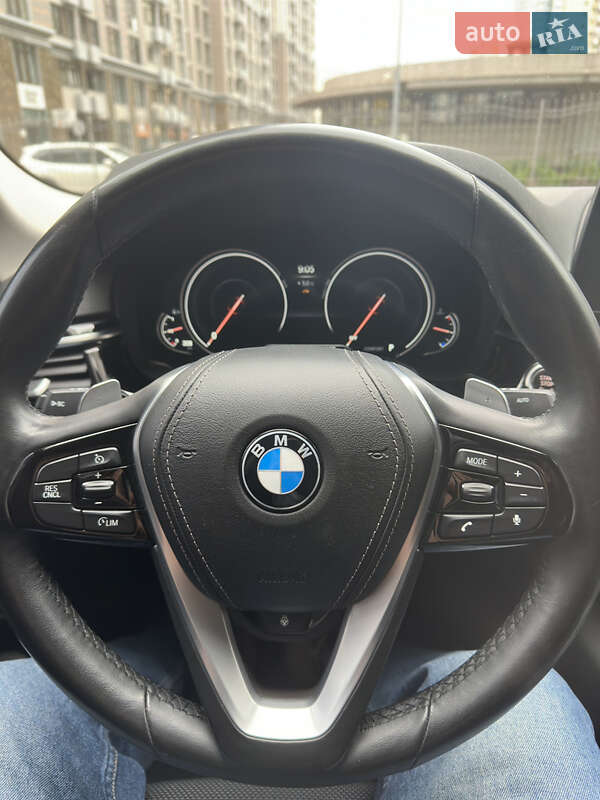 Седан BMW 5 Series 2018 в Києві фото 18 Седан BMW 5 Series 2018 в Києві