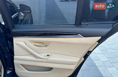 Седан BMW 5 Series 2013 в 
