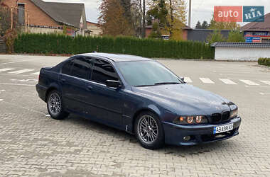 Седан BMW 5 Series 2001 в Виннице