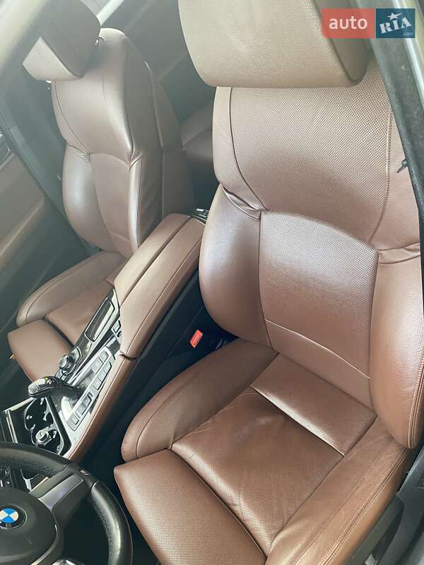 Седан BMW 5 Series 2012 в Киеве