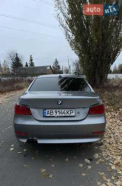 Седан BMW 5 Series 2004 в Калиновке