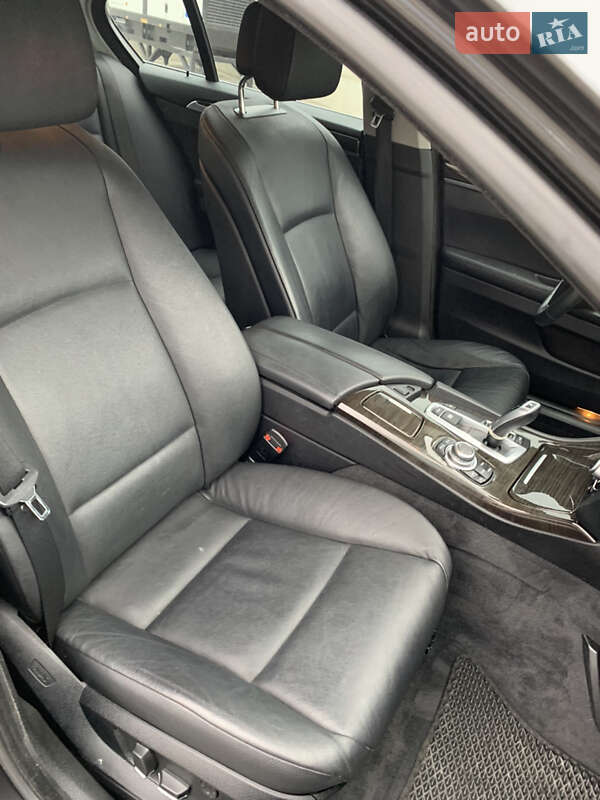 Седан BMW 5 Series 2012 в Рівному фото 16 Седан BMW 5 Series 2012 в Рівному