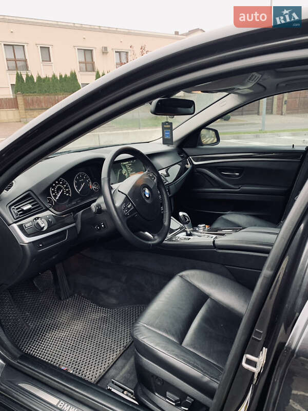 Седан BMW 5 Series 2012 в Рівному фото 17 Седан BMW 5 Series 2012 в Рівному